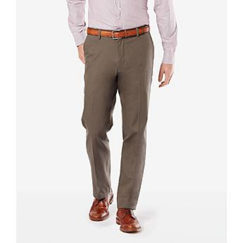 Dockers NWT Mens Signature Khaki Straight Fit